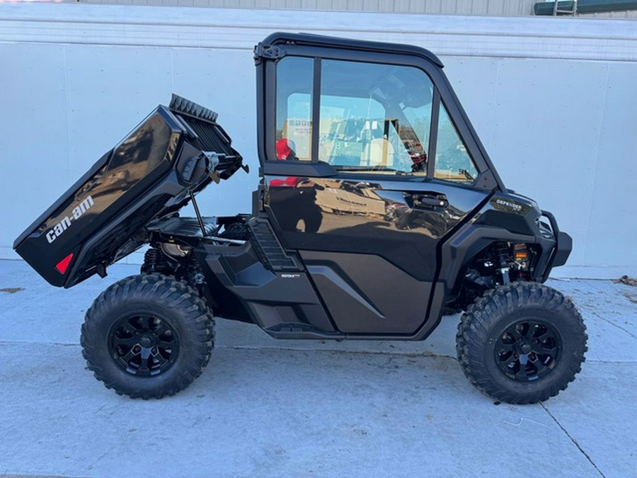 2026 Can-Am Defender XT CAB HD11
