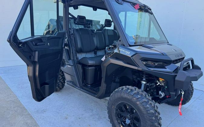 2026 Can-Am Defender XT CAB HD11