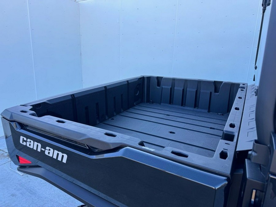 2026 Can-Am Defender XT CAB HD11