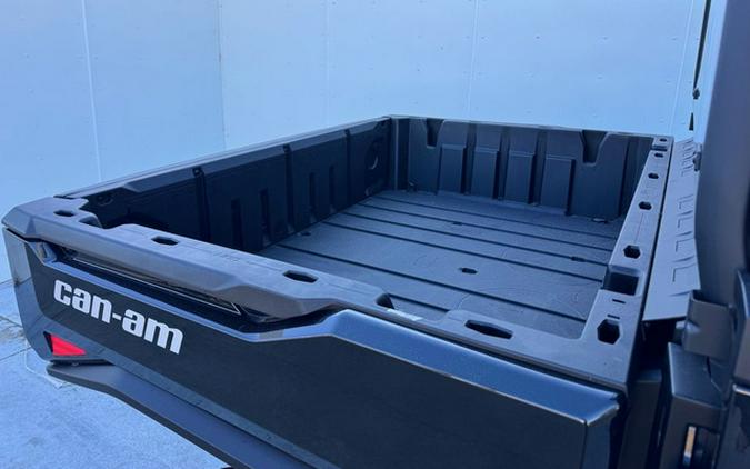2026 Can-Am Defender XT CAB HD11