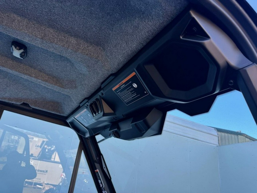 2026 Can-Am Defender XT CAB HD11