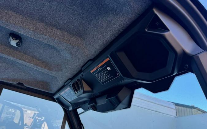 2026 Can-Am Defender XT CAB HD11