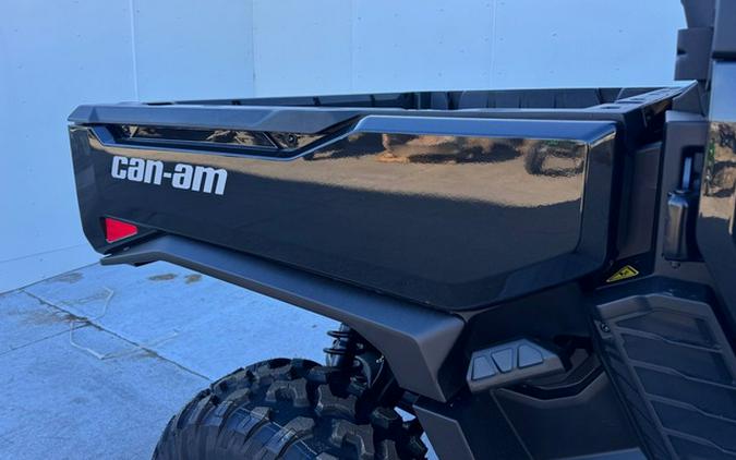 2026 Can-Am Defender XT CAB HD11