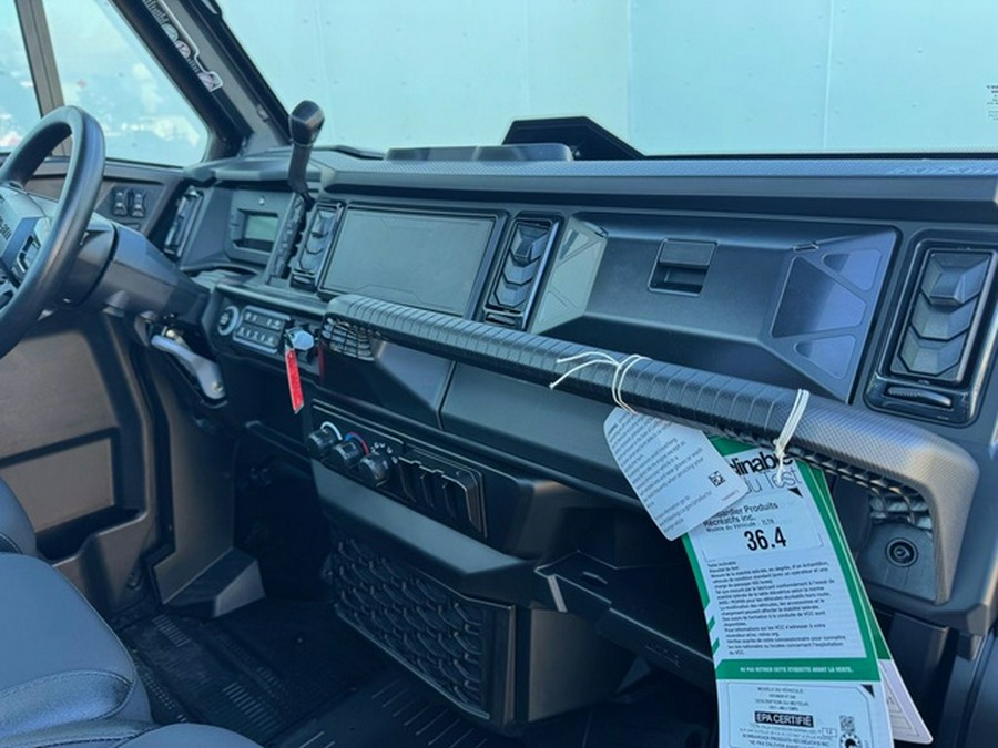 2026 Can-Am Defender XT CAB HD11