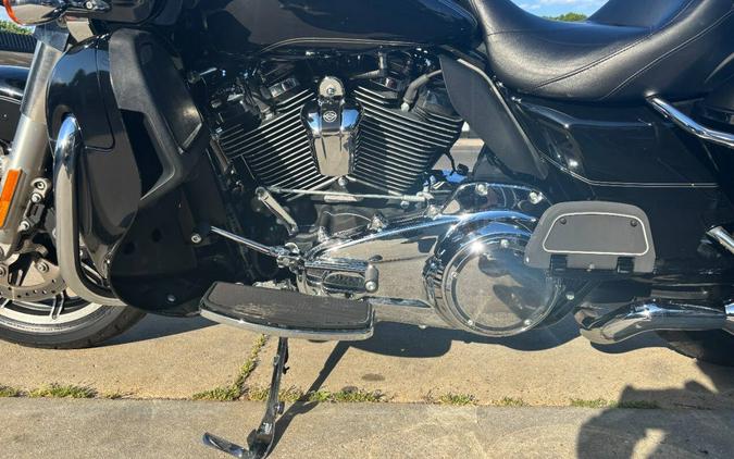 2017 Harley-Davidson Road Glide Ultra FLTRU