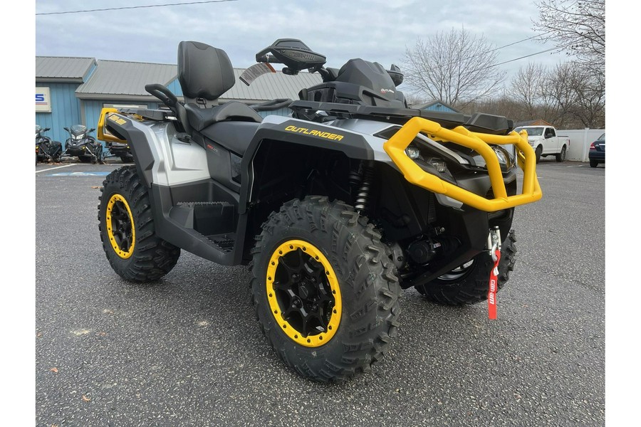 2024 Can-Am Outlander Max XT-P 1000R Silver & Yellow