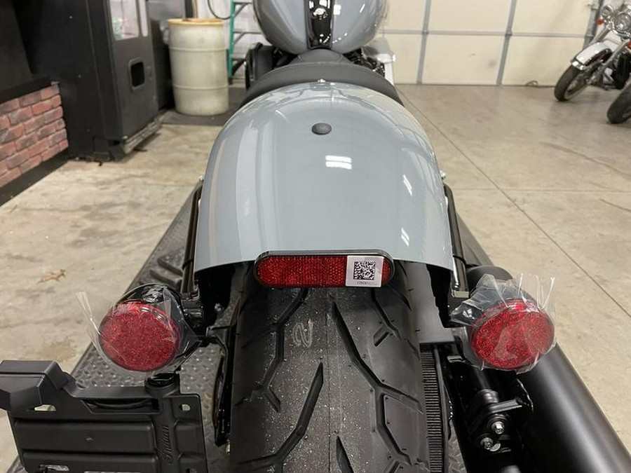 2024 Indian Motorcycle® Chief Bobber Dark Horse® Storm Gray