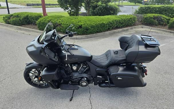 2024 Indian Motorcycle® Pursuit® Dark Horse® with PowerBand Audio Package Black Smoke