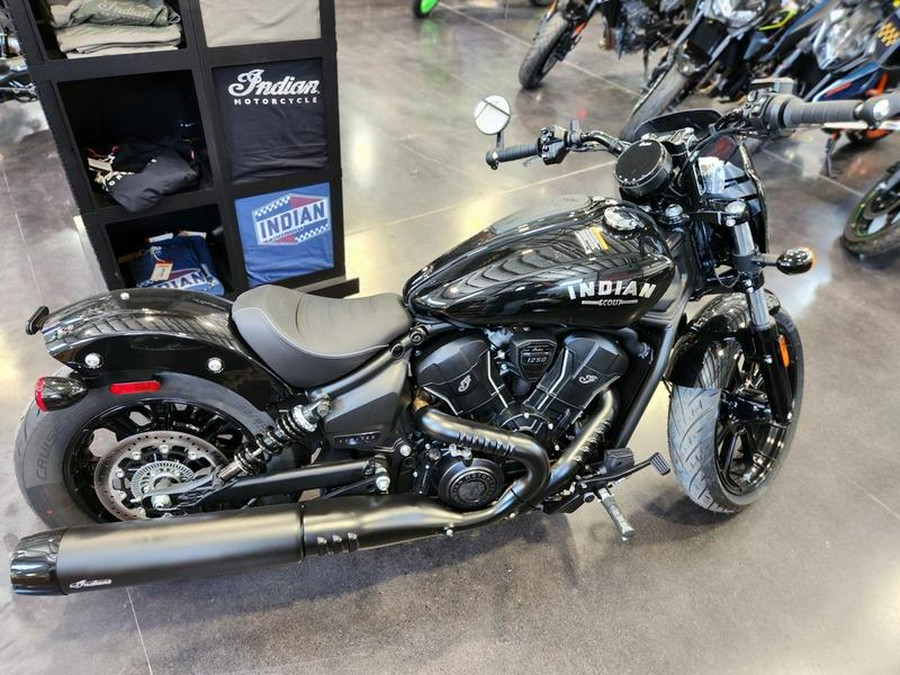 2025 Indian Motorcycle® Sport Scout® Limited +Tech Black Metallic