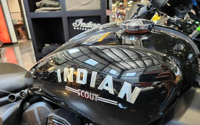 2025 Indian Motorcycle® Sport Scout® Limited +Tech Black Metallic