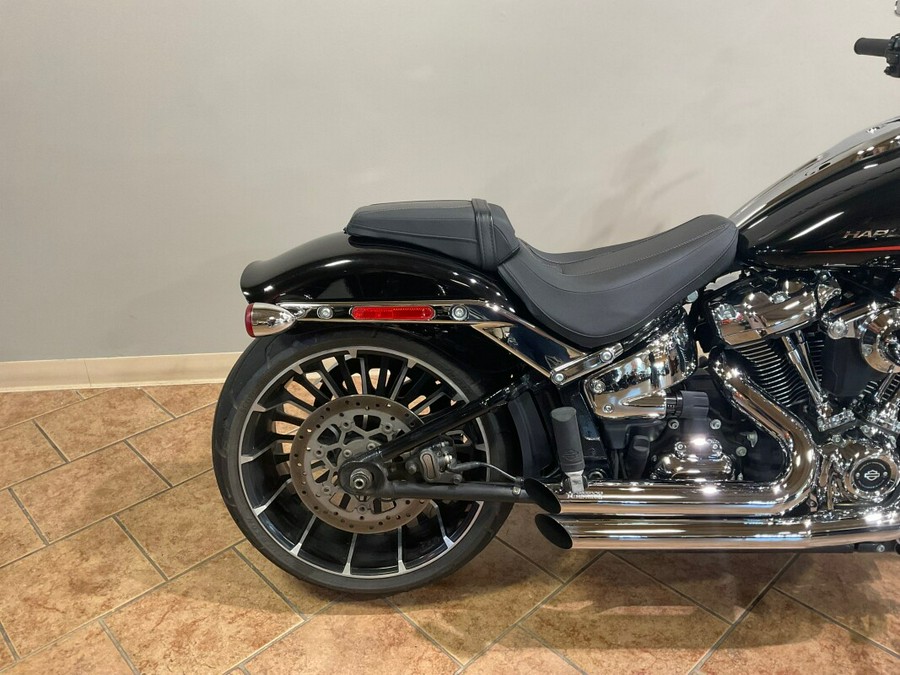 2023 Harley-Davidson Breakout Vivid Black FXBR