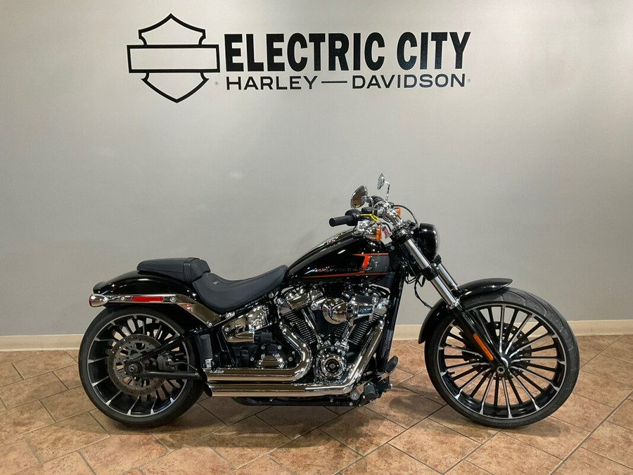 2023 Harley-Davidson Breakout Vivid Black FXBR