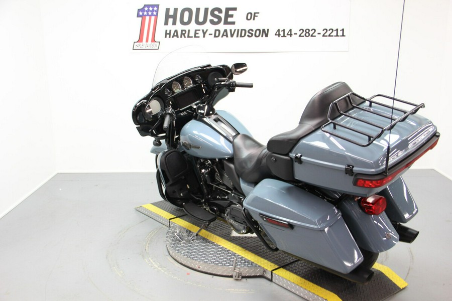 2024 Harley-Davidson® Ultra Limited Sharkskin Blue