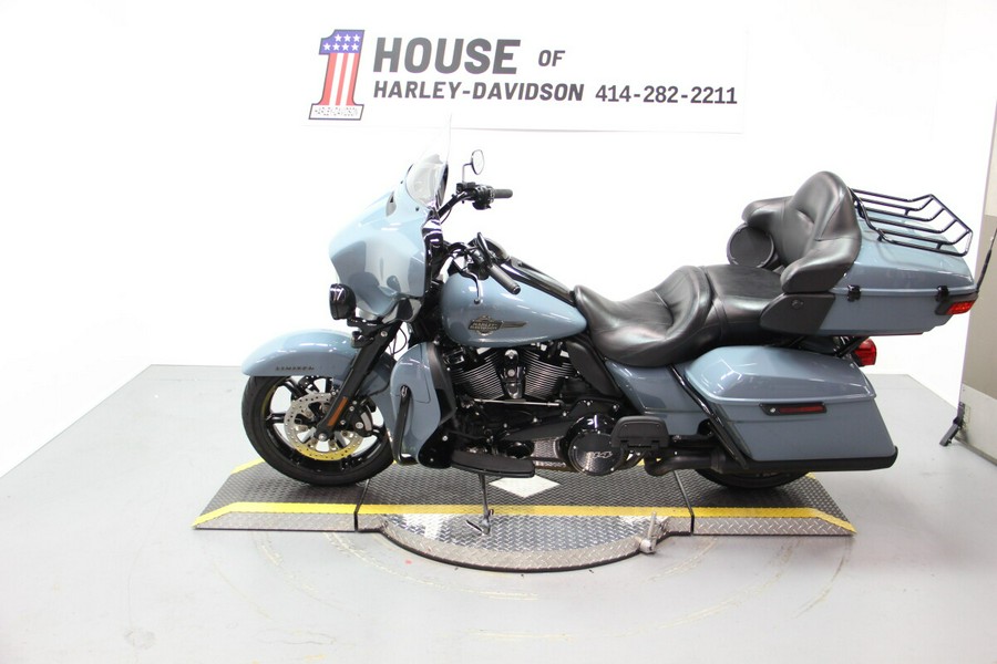 2024 Harley-Davidson® Ultra Limited Sharkskin Blue