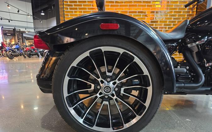 2025 Harley-Davidson® Road Glide® 3 FLTRT