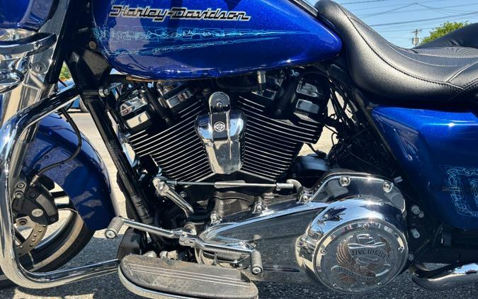 2019 Harley-Davidson Street Glide FLHX