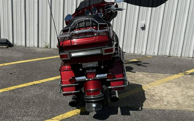 2009 Harley-Davidson® Electra Glide® Ultra Classic® Red Hot Sunglo