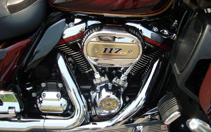 2023 Harley-Davidson® CVO™ Road Glide® LTD Anniversary Heirloom Red Fade