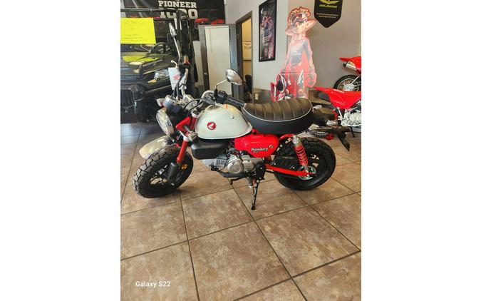 2025 Honda Monkey ABS