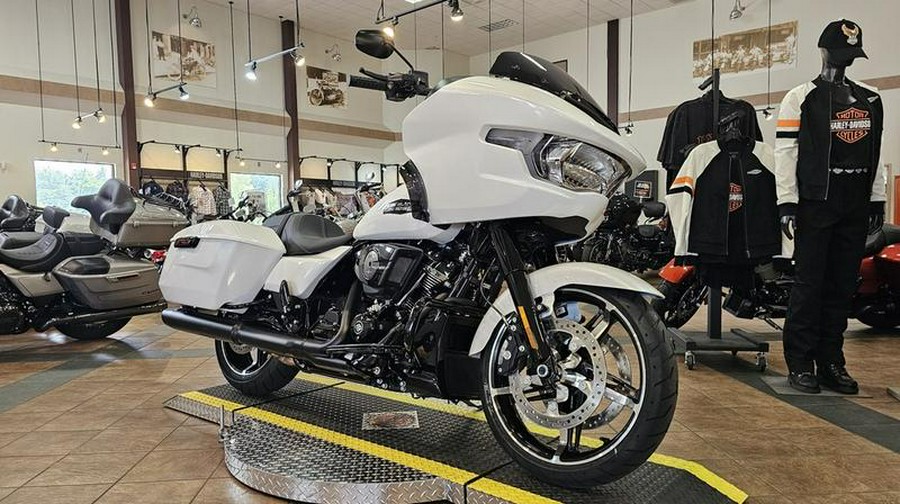 2025 Harley-Davidson® FLTRX - Road Glide®