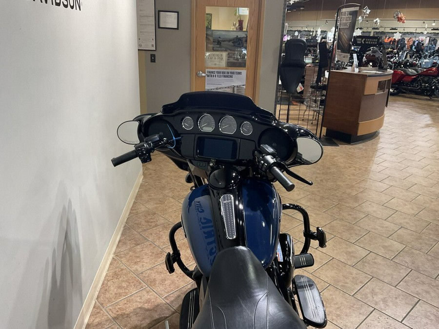 2019 Harley-Davidson® Street Glide® Special Billiard Blue FLHXS