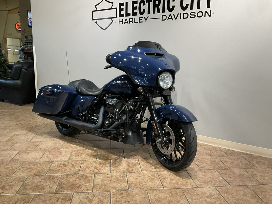 2019 Harley-Davidson® Street Glide® Special Billiard Blue FLHXS