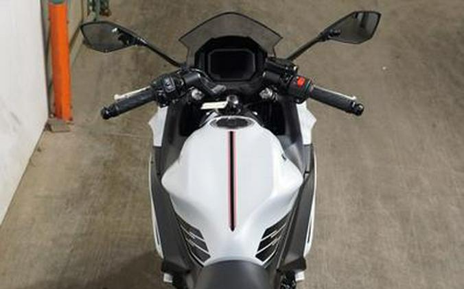 2026 Kawasaki Ninja® 650 ABS