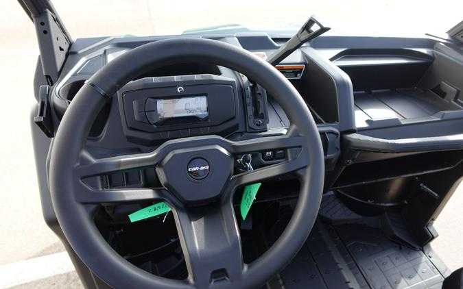 2026 Can-Am Defender MAX DPS HD7