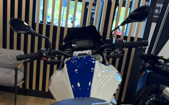 2025 BMW G 310 GS
