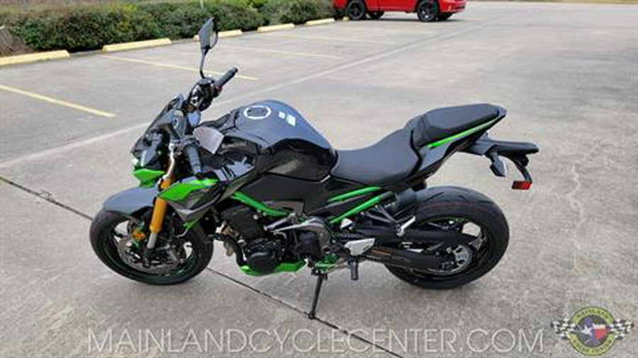 2024 Kawasaki Z900 SE ABS