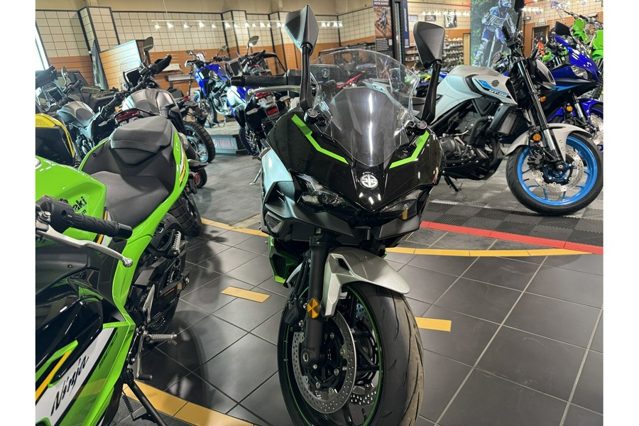 2024 Kawasaki Ninja® 7 Hybrid ABS