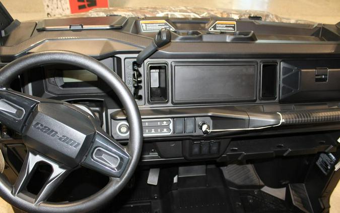 2026 Can-Am® SSV DEF XT 65 HD11 CA 26