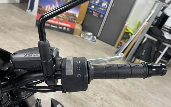 2025 Kawasaki Z900 ABS Galaxy Silver/Metallic Spark Black