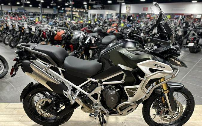 2023 Triumph Tiger 1200 Rally Explorer Matte Khaki Green