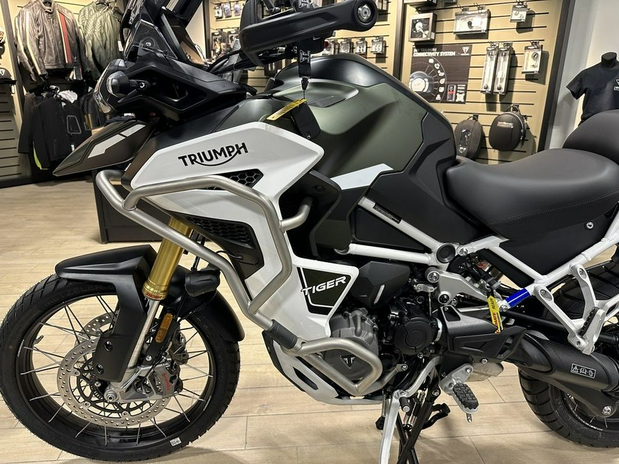 2023 Triumph Tiger 1200 Rally Explorer Matte Khaki Green