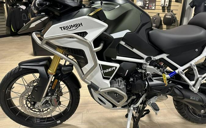 2023 Triumph Tiger 1200 Rally Explorer Matte Khaki Green