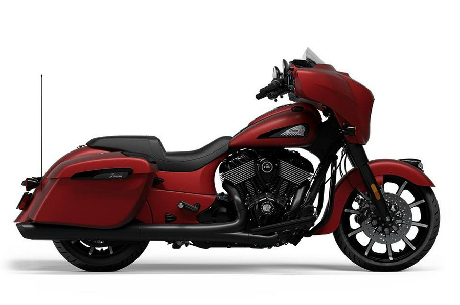 2024 Indian Motorcycle CHFTN DH PREM AUDIO, SUNSET RED SMOKE, 49ST Dark Horse® with PowerBand Audio Package