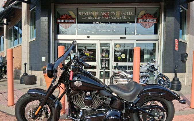 2017 Harley-Davidson® Softail Slim® S Vivid Black