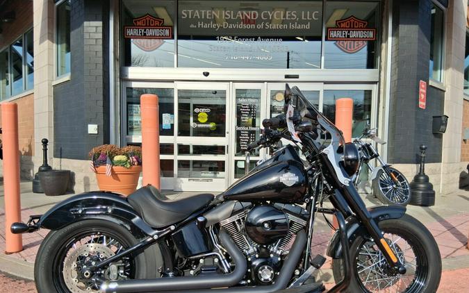 2017 Harley-Davidson® Softail Slim® S Vivid Black