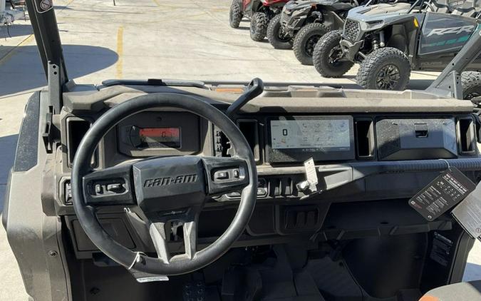 2026 Can-Am Defender MAX LONE STAR HD11