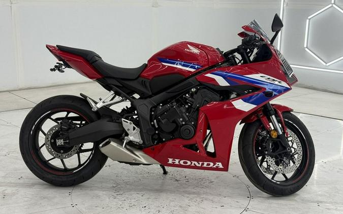 2026 Honda CBR650R E-Clutch