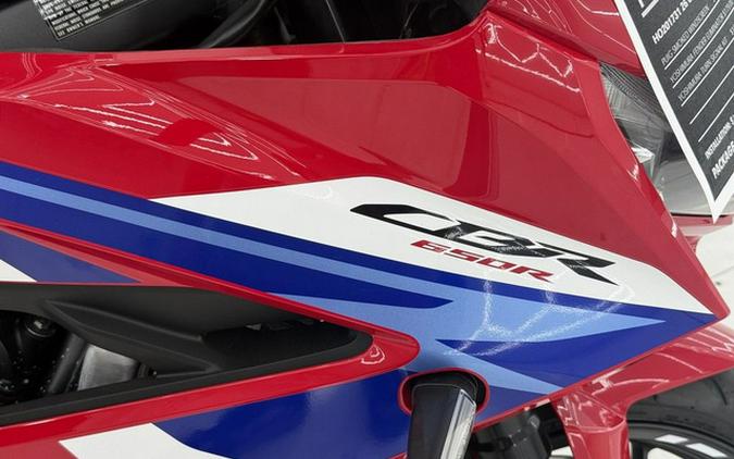 2026 Honda CBR650R E-Clutch