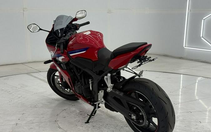 2026 Honda CBR650R E-Clutch