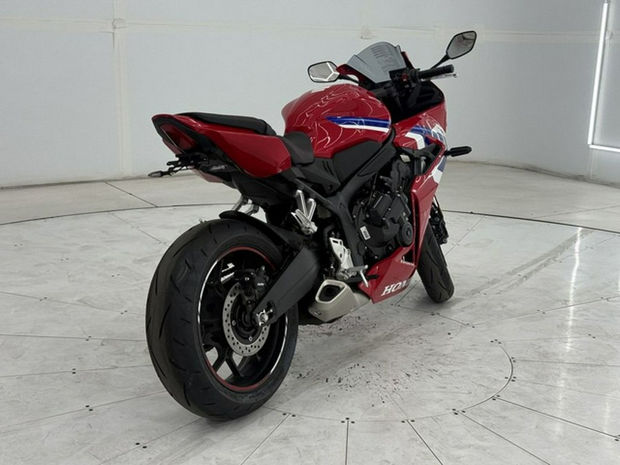 2026 Honda CBR650R E-Clutch