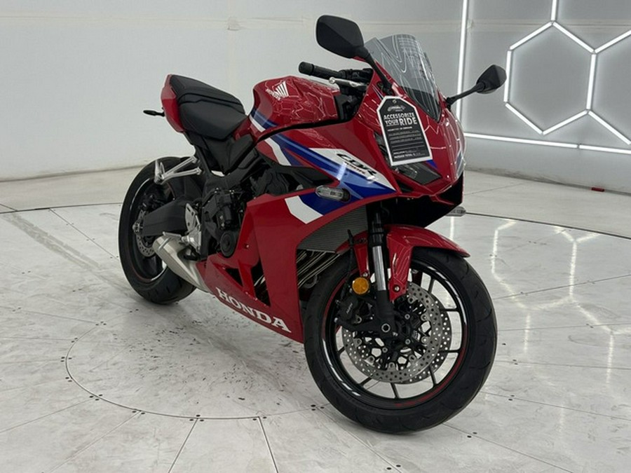 2026 Honda CBR650R E-Clutch