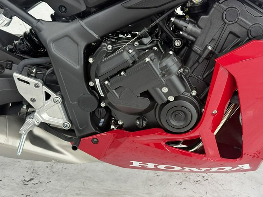 2026 Honda CBR650R E-Clutch