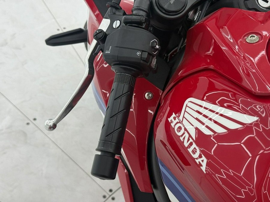 2026 Honda CBR650R E-Clutch