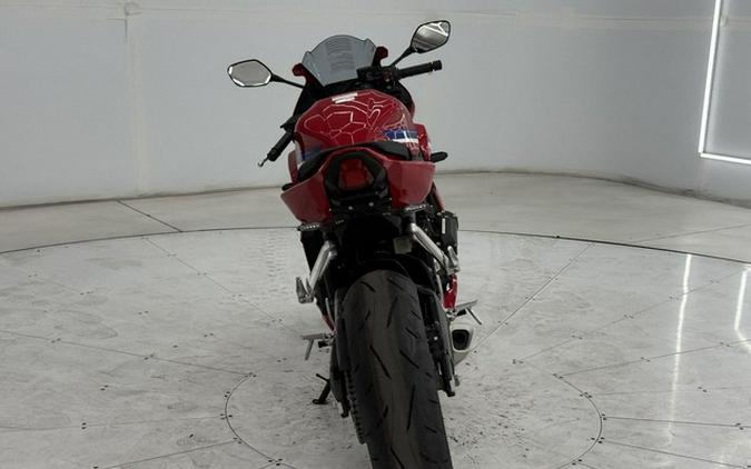 2026 Honda CBR650R E-Clutch