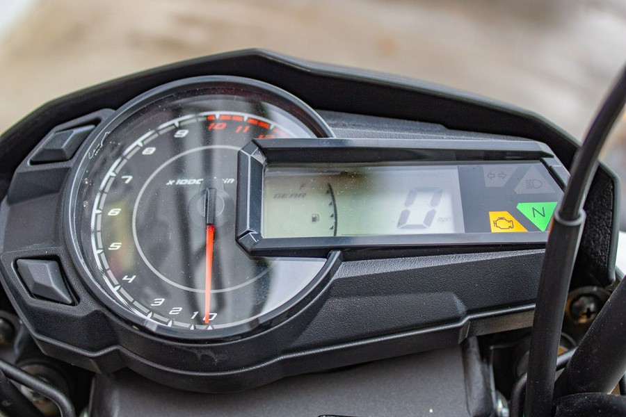 2026 Kawasaki Z125 PRO