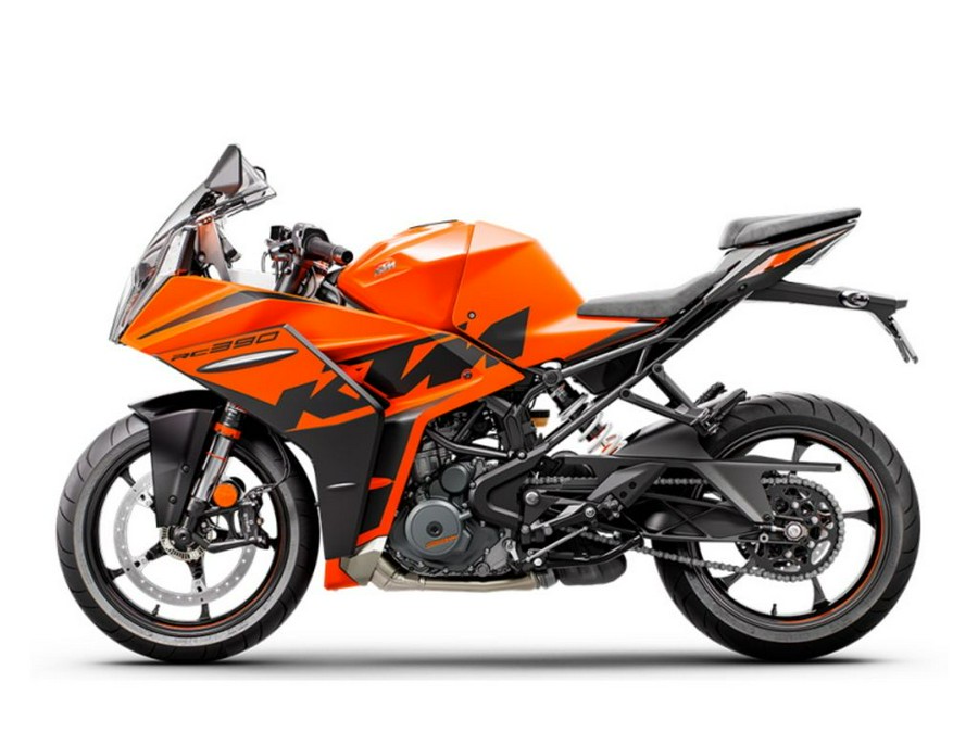 2022 KTM RC 390